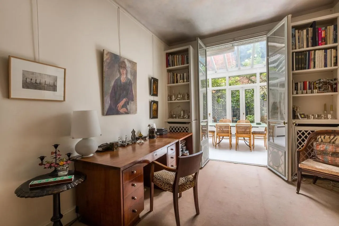 Villa Veeve - Charming Townhouse Near Parc Montsouris Paris Frankreich