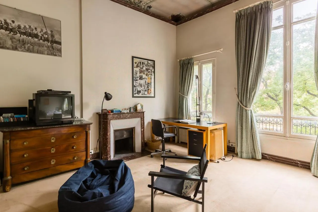 Villa Veeve - Charming Townhouse Near Parc Montsouris Paris 0*,  Frankreich